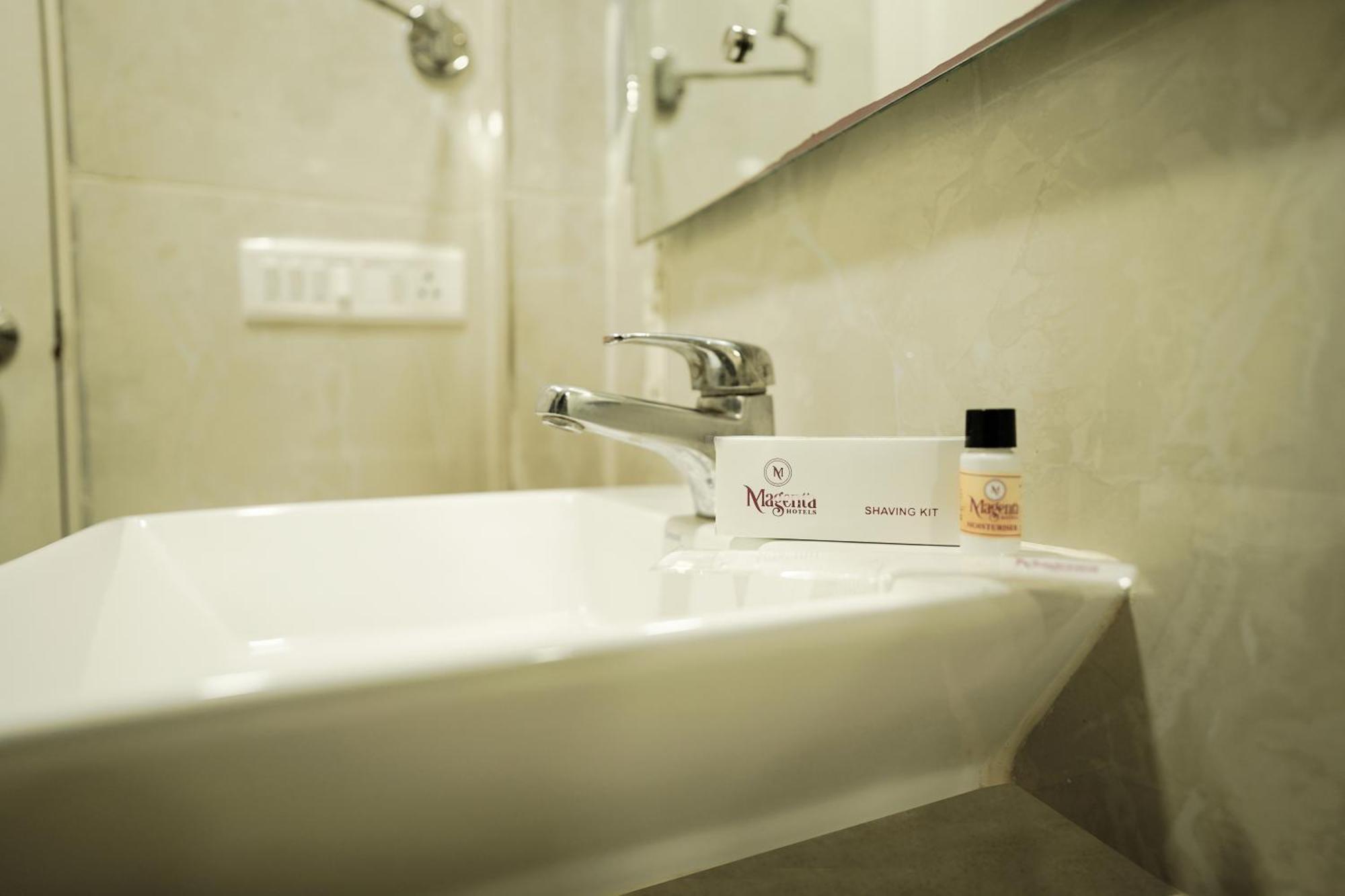 Cygnett Lite Grand, Jaipur Hotel Buitenkant foto