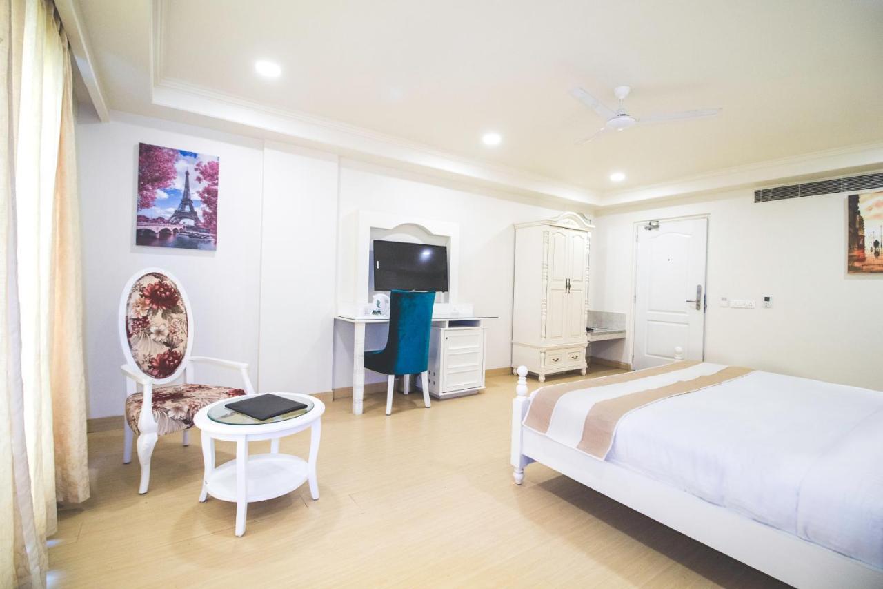 Cygnett Lite Grand, Jaipur Hotel Buitenkant foto