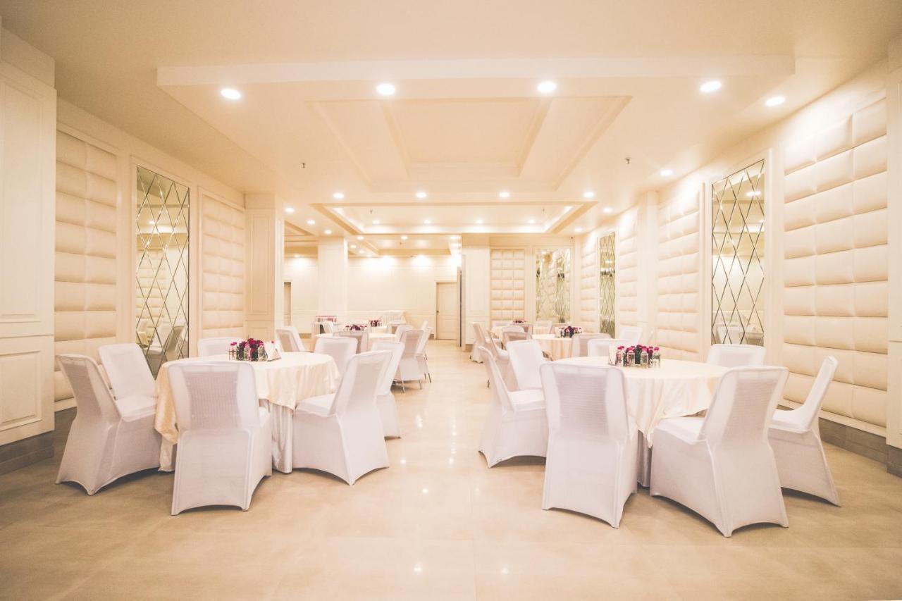 Cygnett Lite Grand, Jaipur Hotel Buitenkant foto
