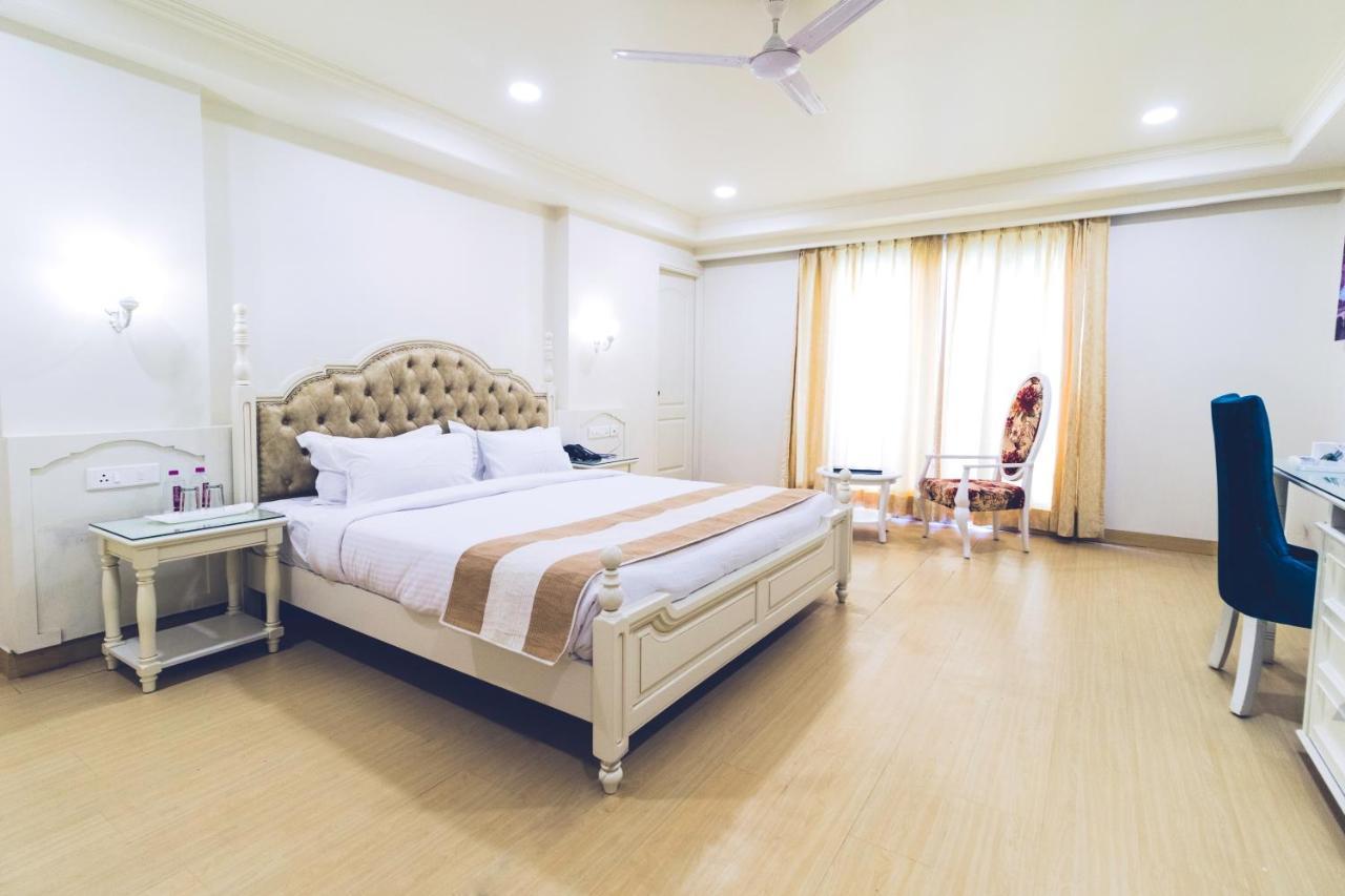 Cygnett Lite Grand, Jaipur Hotel Buitenkant foto