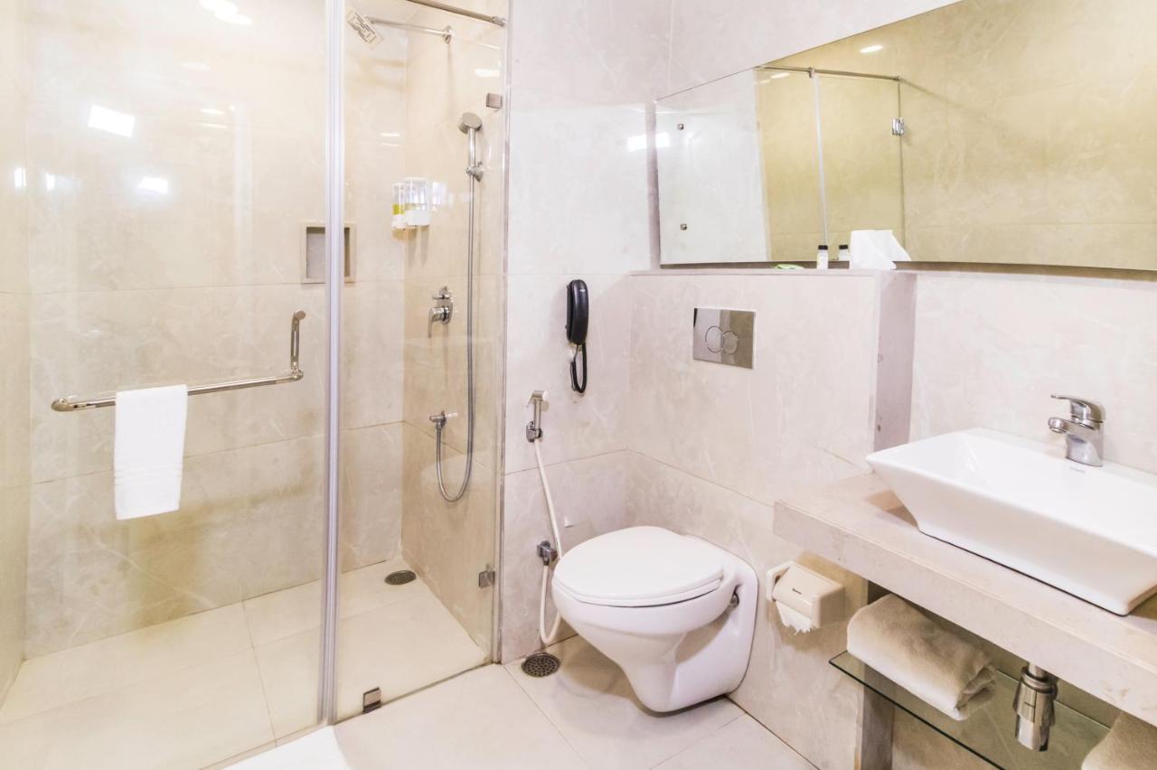 Cygnett Lite Grand, Jaipur Hotel Buitenkant foto