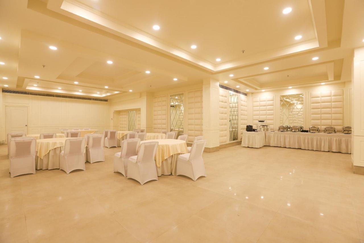 Cygnett Lite Grand, Jaipur Hotel Buitenkant foto